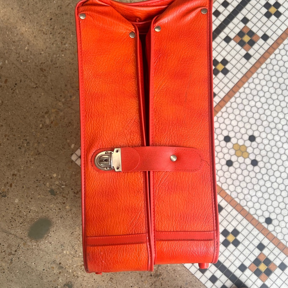 Vintage Amelia Earhart Travel Bag